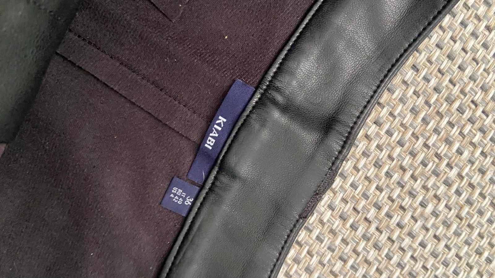 Shorts em similcouro preto tamanho 36 – photo 7